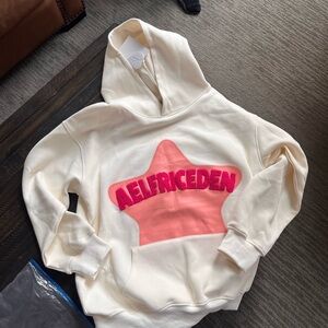 BNWT XS Aelfric Eden Cream and Pink oversized Star Embroidery Hoodie